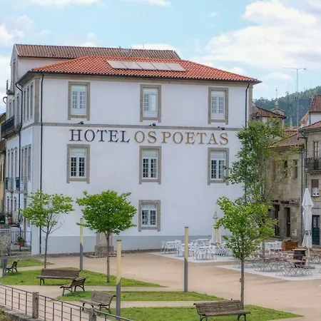 Os Poetas Hotel 2*